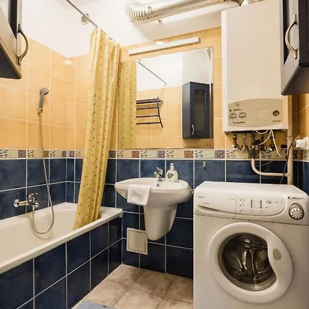 アパート Citadel Manor